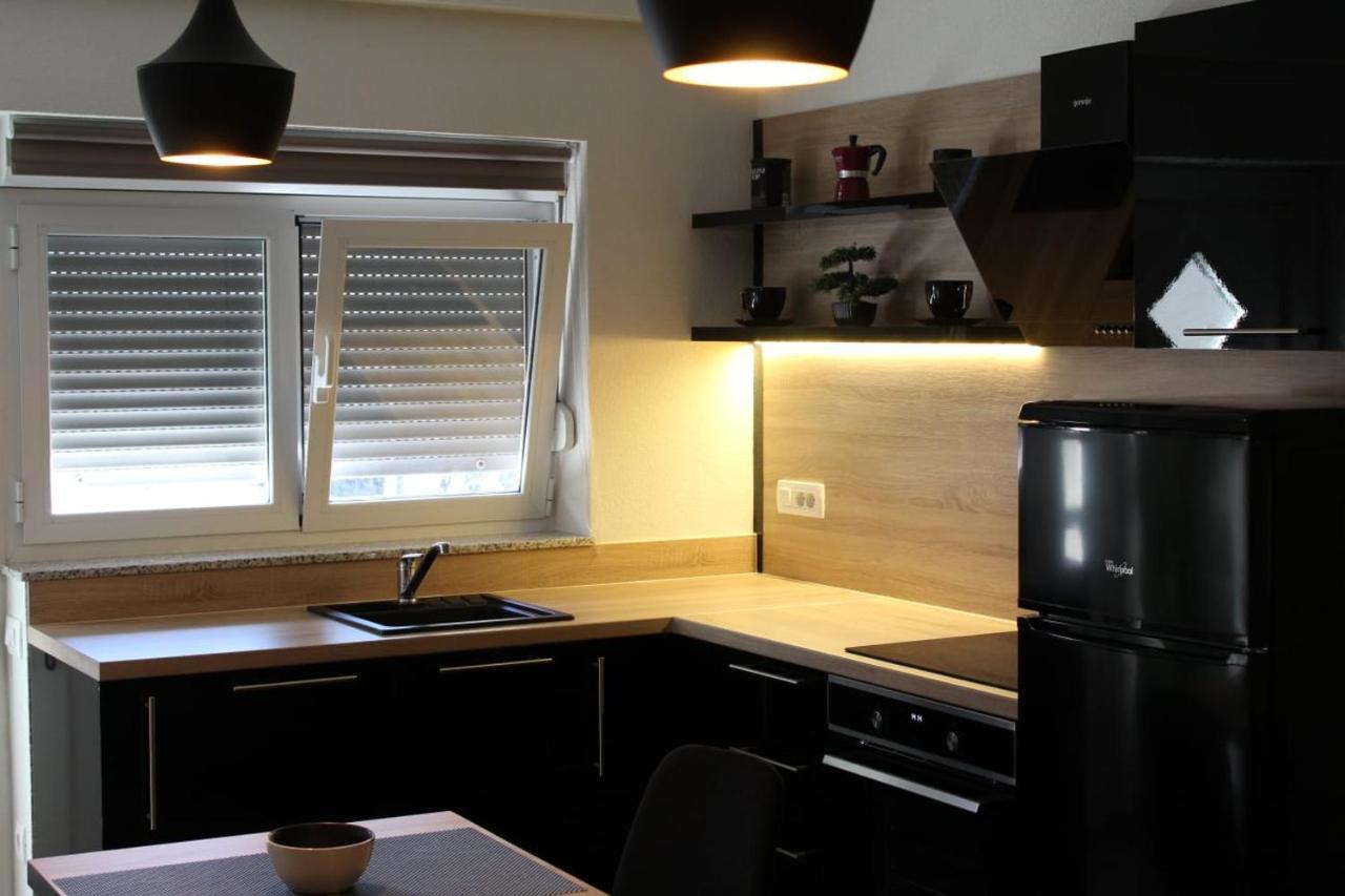 Gold & Black Apartment Zadar Exterior foto